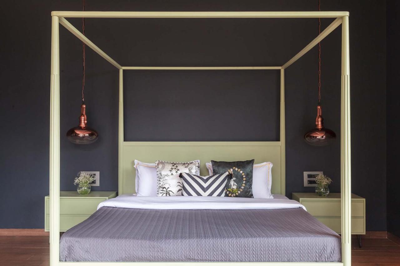 Stayvista At The Charcoal Villa Luxury Collection Alībāg Dış mekan fotoğraf