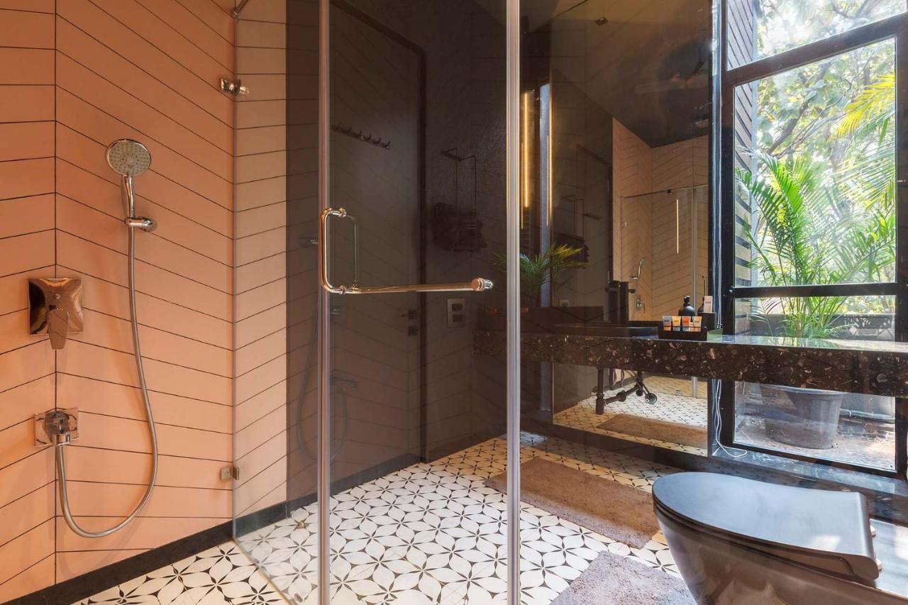 Stayvista At The Charcoal Villa Luxury Collection Alībāg Dış mekan fotoğraf